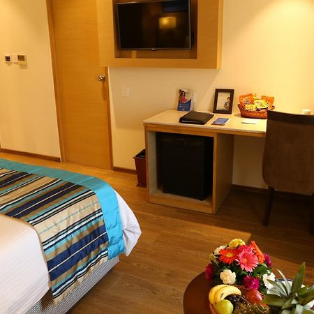 Sarovar Portico Rivera Ахмедабад Екстериор снимка